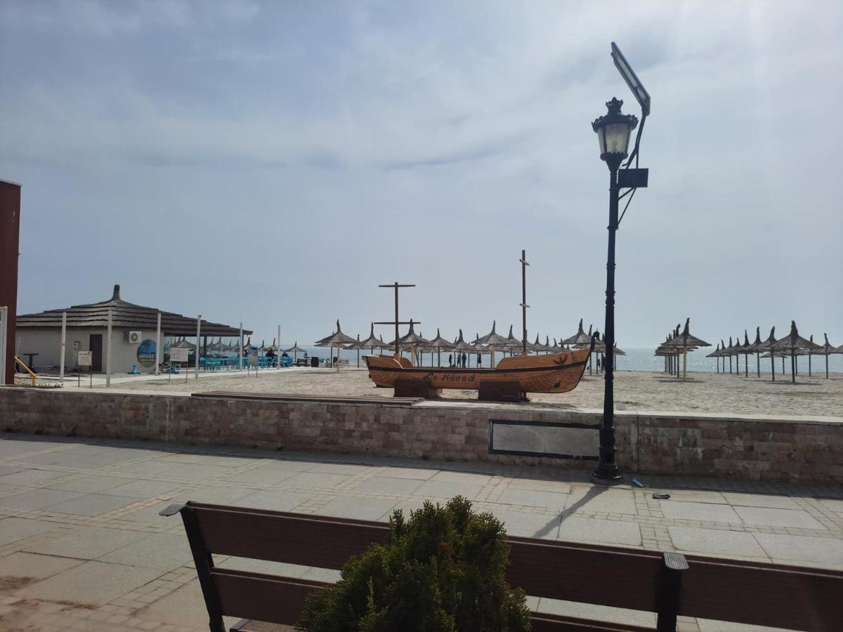 Beach Residence 10 Metri Pana La Plaja 那沃达利 外观 照片